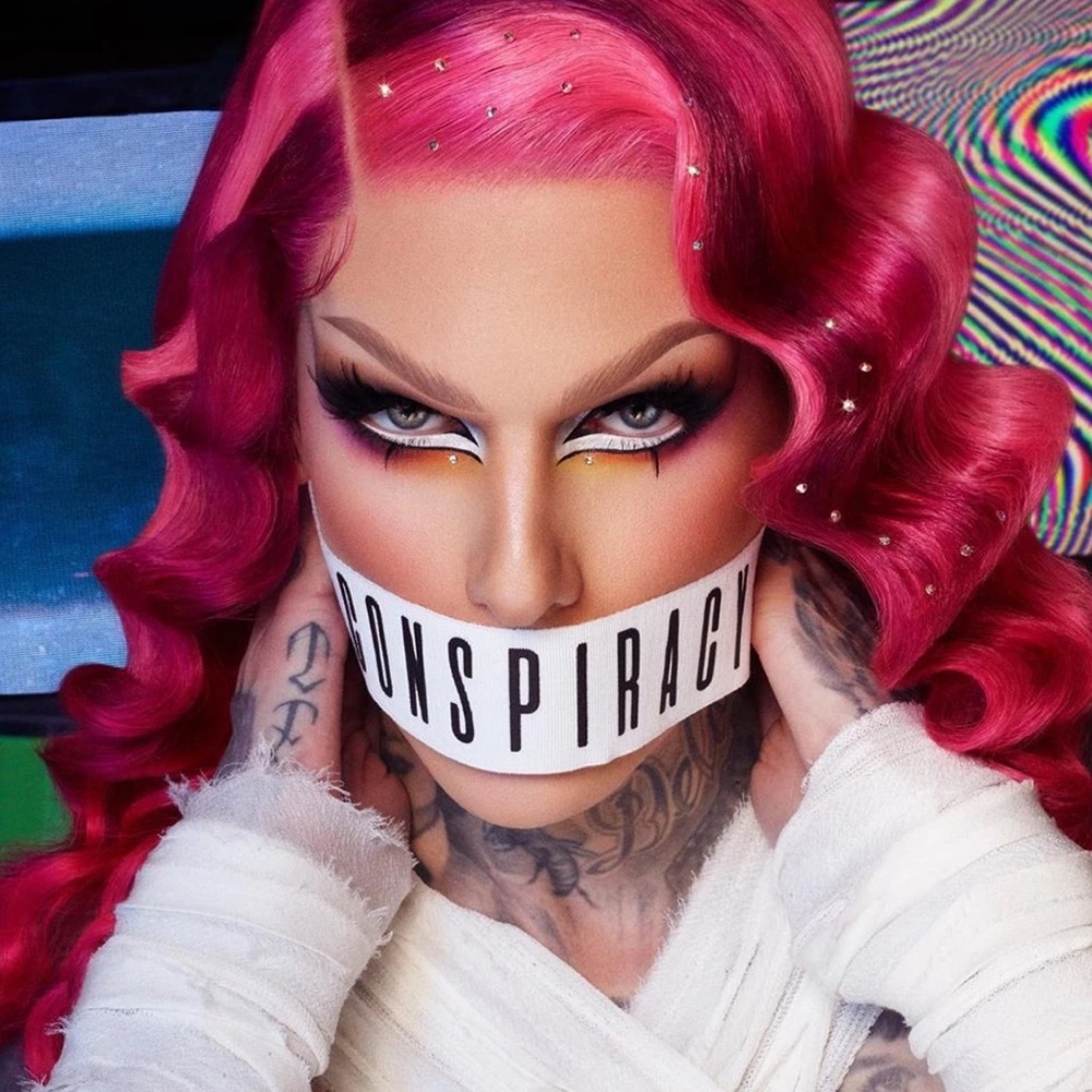 Jeffree Star Random Pull Bundles -Live Show Listing
